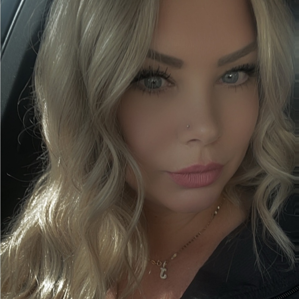 Meet your Posher, Jenn